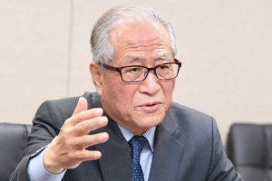 “북미, 연내 회담·스몰딜 여지… 美가 北의지 오독 않게 文 조율 필요”