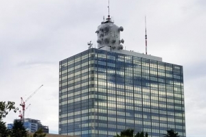 ‘親아베’ NHK의 노골적 편파보도… 보수 매체까지 비난