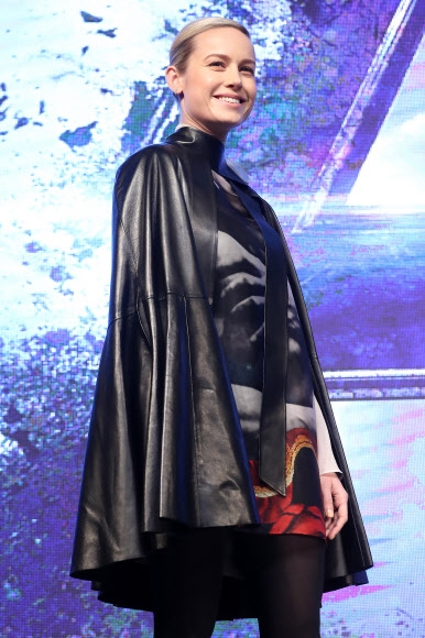 브리 라슨, 여전사의 아름다운 미소