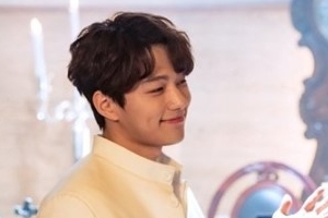 ‘단 하나의 사랑’ 김명수, 첫 스틸 “싱크로율 100% 천사 비주얼”