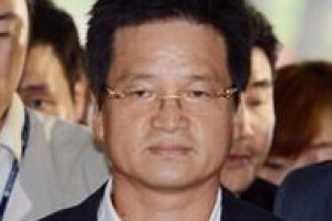 입 열기 시작한 윤중천… 검찰, 이르면 이번주 소환 가능성