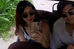 [EN스타] 이필모♥서수연, 달달한 신혼여행의 추억 ‘미소 가득’