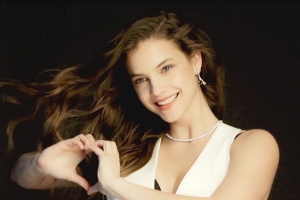 바바라 팔빈, 속옷 화보 비하인드 컷 “남다른 실루엣”