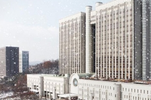 쌍둥이 자녀 살해 미수 혐의로 기소된 40대 엄마, 2심도 징역형