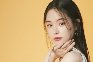 손나은, 화보 장인의 새로운 변신 “과즙美 팡팡”