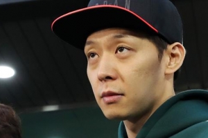 MBC “경찰, 마약 구입 CCTV 확보”… 박유천 측 “명백한 허위보도”