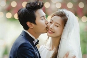 ‘모던패밀리’ 윤소이, ‘조성윤♥’ 남편부심 폭발 “독도둥이-해병대”