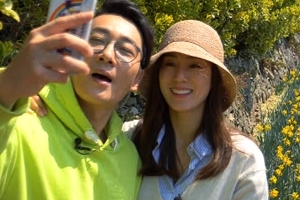 ‘배틀트립’ 이휘재♥문정원, 거제 8경 투어 “로맨틱 힐링”[공식]