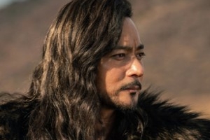 ‘아스달연대기’ 장동건, 파격 장발 “본 적 없는 비주얼”[공식]