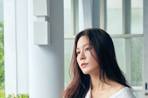 김하늘, 출산 후에도 완벽히 소화한 바캉스룩 [화보]