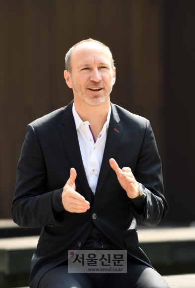 크리스티앙 스트라스부러거 프랑스 JEC그룹 아시아 총괄 이사