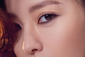 [화보] 정유미, 강렬 레드립으로 강조한 고혹美