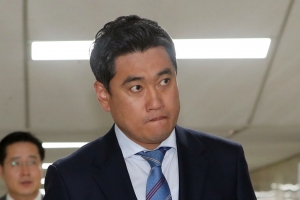 오신환 “패스트트랙 반대표 던지겠다”…당 지도부는 사보임 카드 만지작