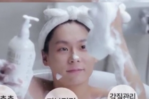 [EN스타] 장문복 근황, 긴 생머리 자랑하는 모습 “비결이요?”