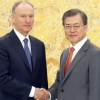 文 “가급적 빠른 시일 내 김정은 만나 북미대화 촉진할 것”