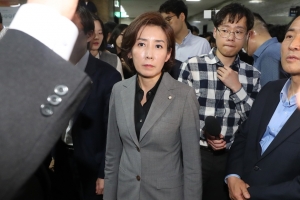 ‘온몸 저지’ 한국당, 전자입법발의에 ‘어리둥절’…“속았다”