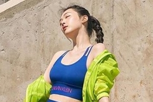 [포토] 설리, 시원한 운동복 입고 태양 ‘만끽’