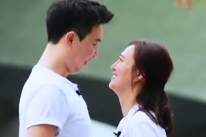 ‘배틀트립’ 도경완 “장윤정 피곤할까봐 아기 데리고 잔다”