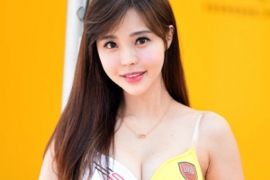 [포토] ‘서킷을 즐기는’ 레이싱 모델