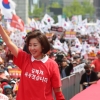 야성 드러낸 한국당 투쟁지휘 나경원 “같이 살고 같이 죽자” 독기