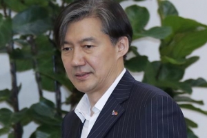 조국 “문무일 우려 경청돼야…경찰 개혁 통해 우려 해소 가능”