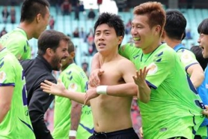 한승규 이적 마수걸이 ‘극장골’ 전북, 서울FC 2-1로 제치고 ‘진짜 선두’