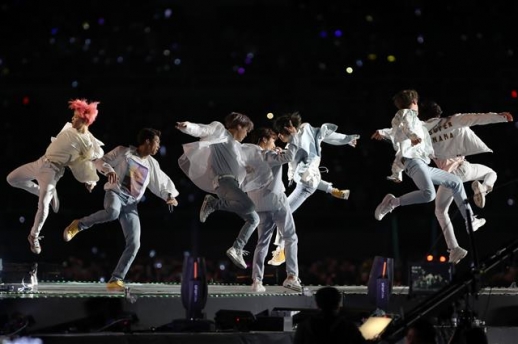 BTS ‘지화자 좋다’