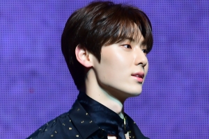 [현장포토] 뉴이스트 민현 “의자 돌리던 시절 초심 잊지 않을게요”