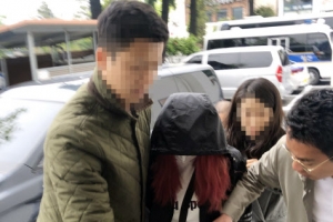 ‘10대 의붓딸 살인’ 친모 공모 혐의 인정 “심경 변화”