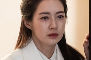 ‘이몽’ 이요원, 윤지혜 몸싸움 목격에 눈물 “충격 아닌 슬픔”[공식]