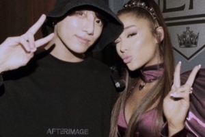 [종합] 아리아나 그란데, 방탄소년단 정국과 초밀착 투샷 “사랑해”