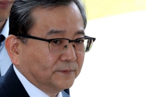 김학의 사흘만에 재소환…이번주 ‘뇌물수수 혐의’ 영장 방침