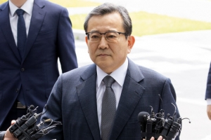 김학의 성접대냐 성범죄냐...일주일 안에 결판난다