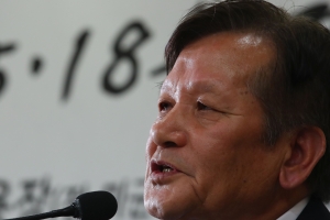 “전두환, 계엄군 발포 직전 헬기 타고 광주 왔다…발포 명령했을 것”(종합)