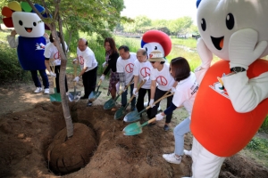 유권자의 날 기념식수