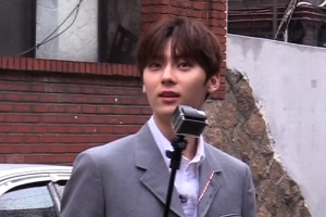 ‘한끼줍쇼’ 황민현, 현관문 자동오픈 외모 “잘생겨서 열었다”