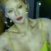 현아, 대학축제 중 주요부위 노출 ‘격렬 안무에 훌렁’