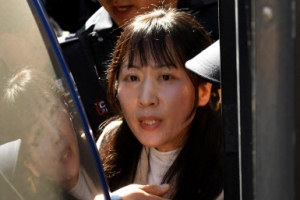 [포토] ‘친부 살해 혐의’ 재심 첫 공판 마친 ‘무기수’ 김신혜