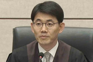 성창호 “김경수 실형에 대한 정치적 기소” 검찰 “선고 전 이미 입건… 근거 없는 억측”