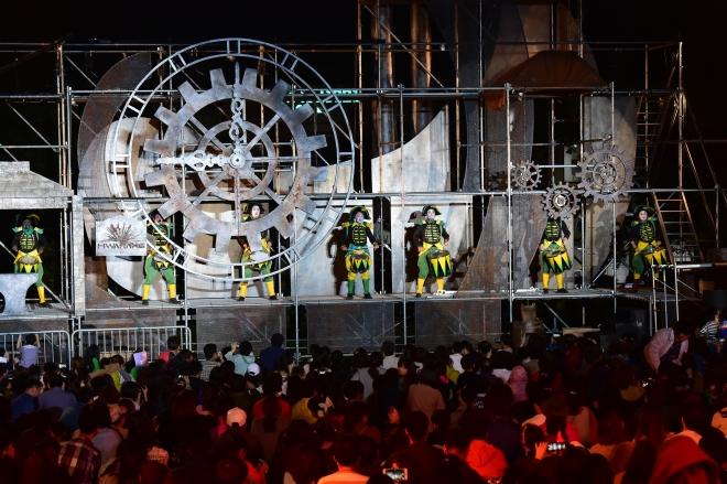 사진은 지난해 열린 수원연극축제 장면. 수원시 제공 