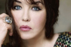 이자벨 아자니, 하이랜더 증후군? ‘65세에 30대처럼 보여’