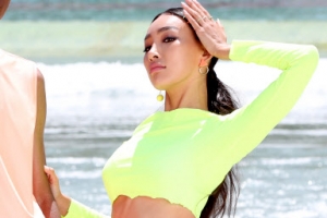 [포토] 문가비, 뜨거운 태양빛 아래 핫한 포즈