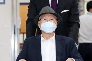 김백준 299일 만에 본인 재판 출석…24일 MB와 ‘법정 대면’ 예정