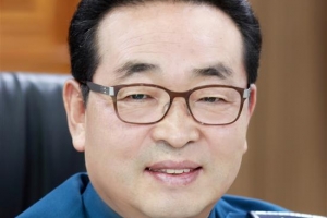 ‘뇌물 의혹’ 원경환 서울청장, “진정서 낸 브로커 무고죄로 고소”