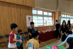 박순자 마송중앙초 교장 “세계인의 날 축제와 외국어축제로 세계의 문화·언어 호기심 갖는 계기됐으면”
