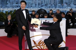 주 52시간 노동 지킨 ‘기생충’ 제작진에 사회보험료 지원