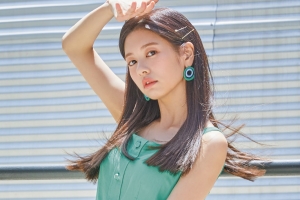 정소민, 화보 통해 사랑스러운 매력 발산