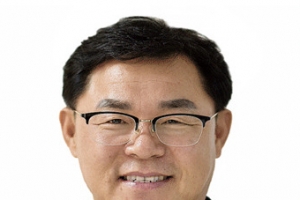 김포시의회 김종혁 부의장 ‘지역경제 활성화’·배강민 위원장 ‘행정개선’ 우수의원에 뽑혀