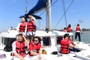 요트~군함 57척 출동… 화성 뱃놀이축제 오세요~