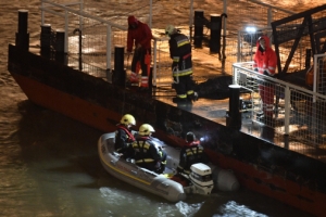 ‘한국인 탑승’ 침몰 헝가리 유람선 구조·수색작업 중